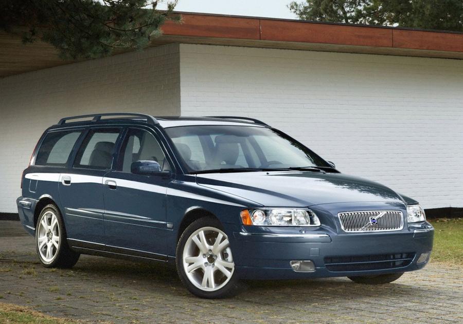  Volvo V70 R 2005 года  (фото 5 из 6)